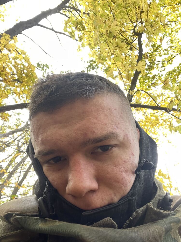  ,   Vladislav, 24 ,   ,   , c , 