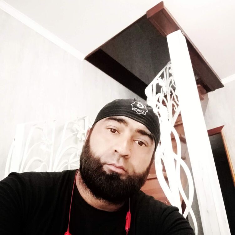  34776070  Majnuni, 47 ,    
