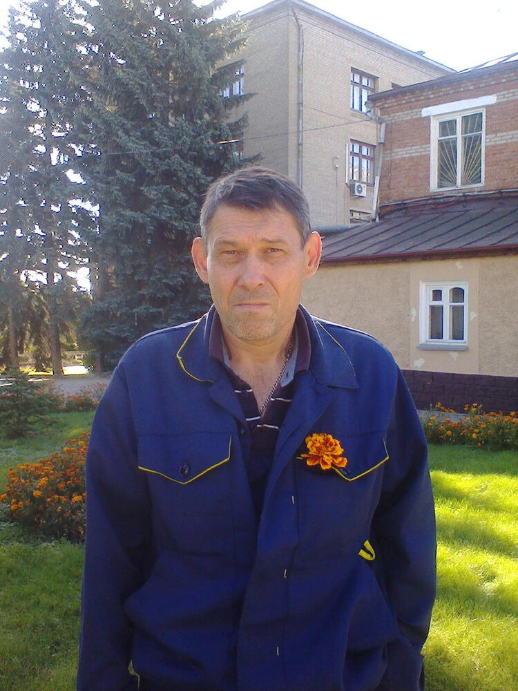 ,   Alex, 53 ,   