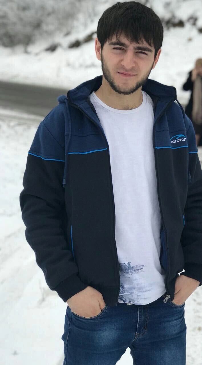  ,   Aslan, 32 ,   ,   , c , 