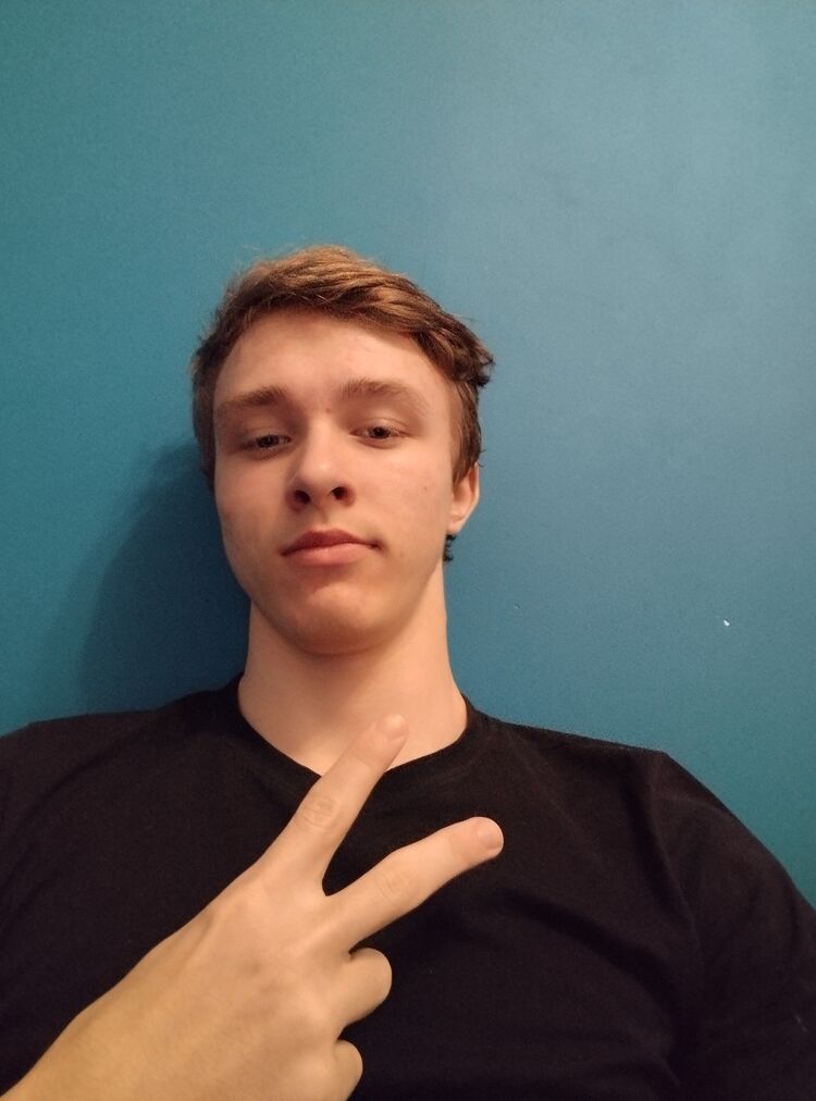  Anqing,   Vova, 19 ,   ,   