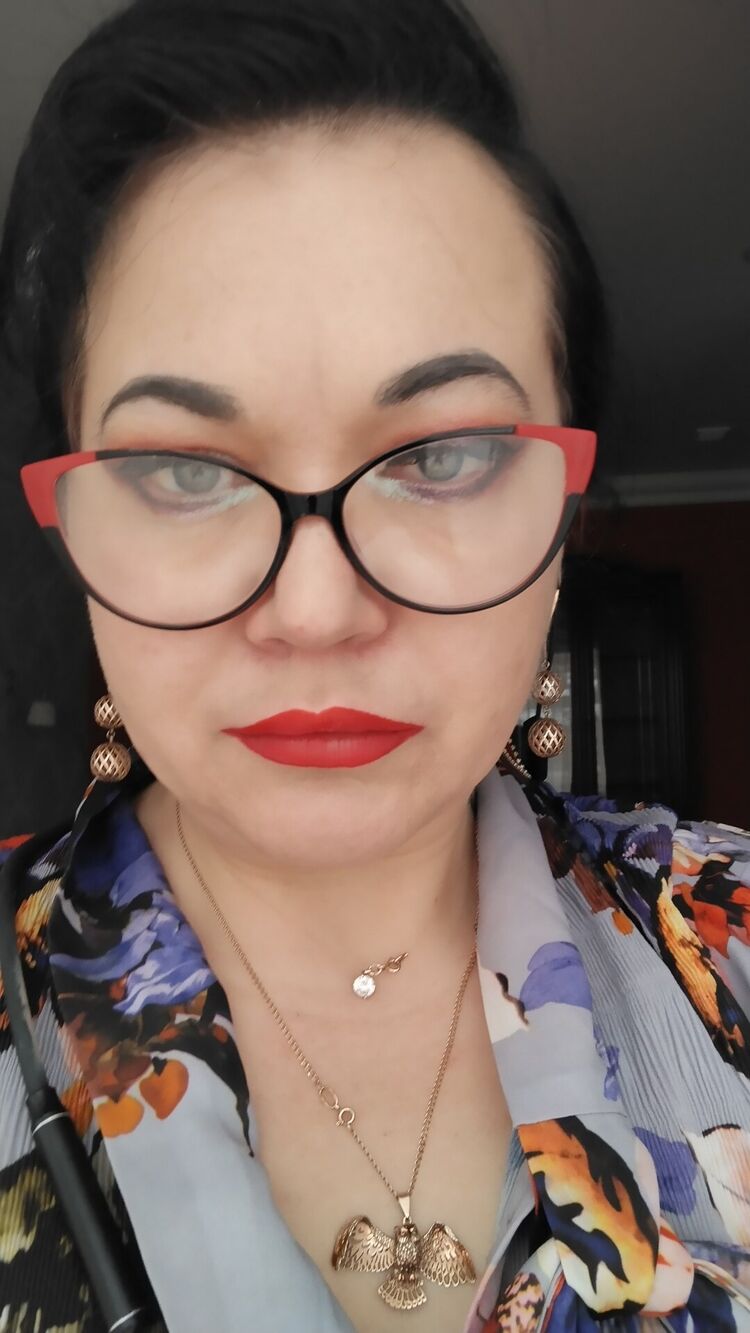  ,   Anzhelika, 48 ,   c 