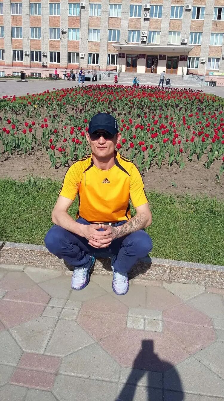  ,   Ruslan, 40 ,     , c 