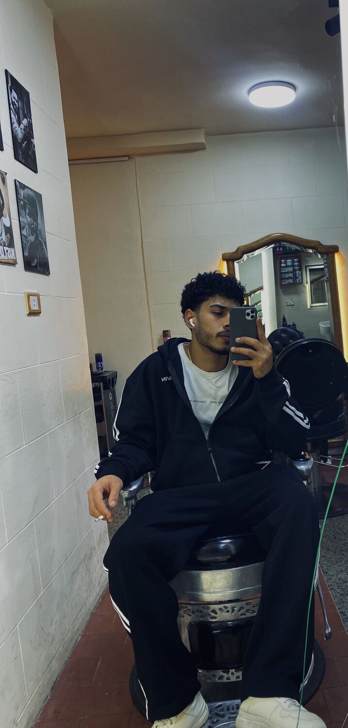  50059320  Mahmoud, 24 ,    