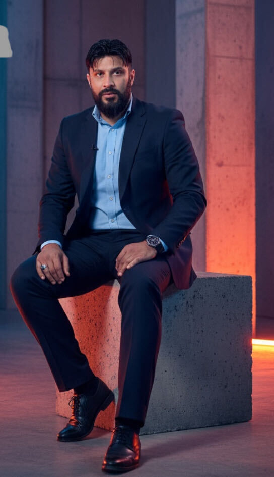 ���� 56220120 ������� Eli, 42 ����, ���� ���������� � King George