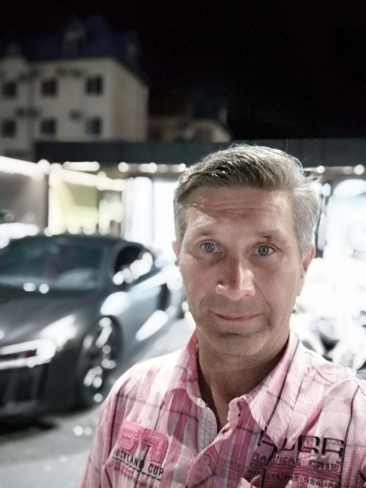  43031150  Alexandr, 54 ,    