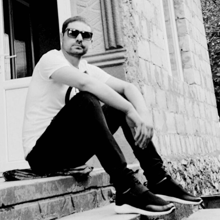  ,   Radu, 39 ,   ,   , c 