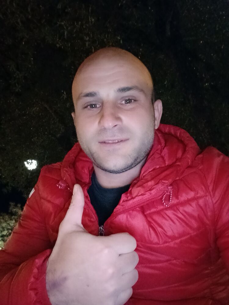  25504940  Denis, 36 ,    