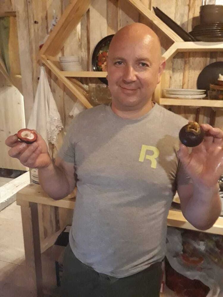  52519120  , 49 ,    
