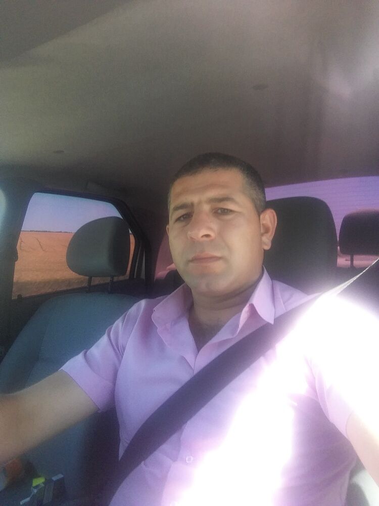  Bondy,   Mihai, 40 ,   ,   , c 