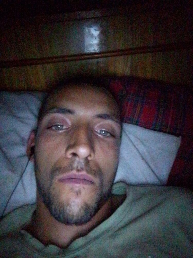  45824310  , 28 ,    