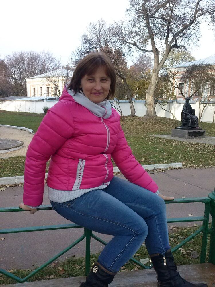 ,   Svetlana, 60 ,  
