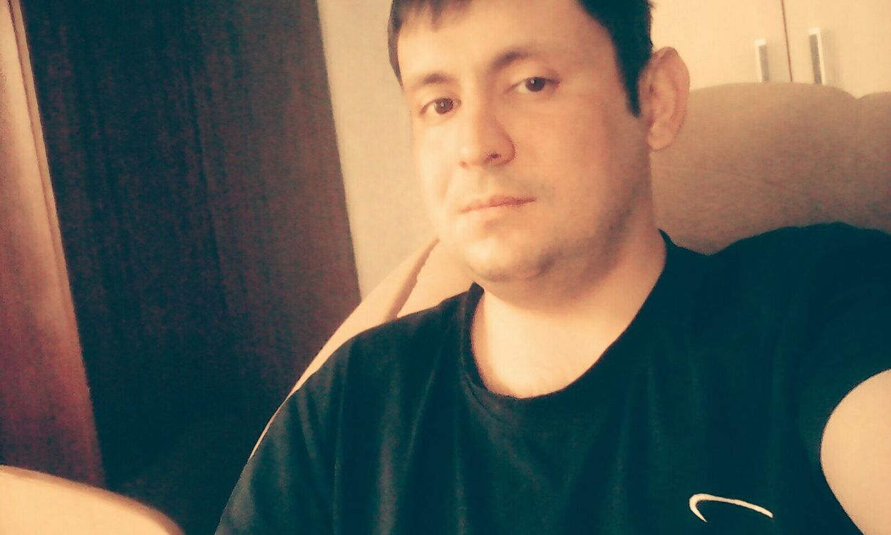  52557890  Amin, 36 ,    
