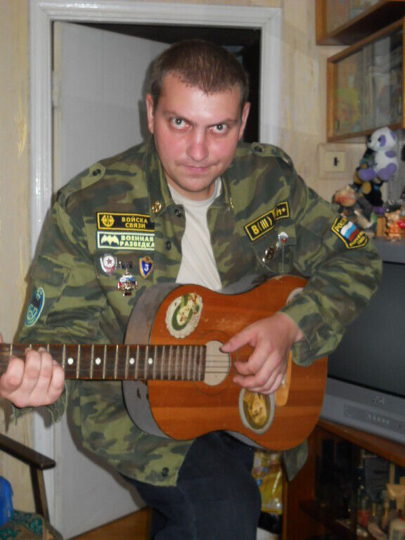  45676740  Igor, 45 ,    