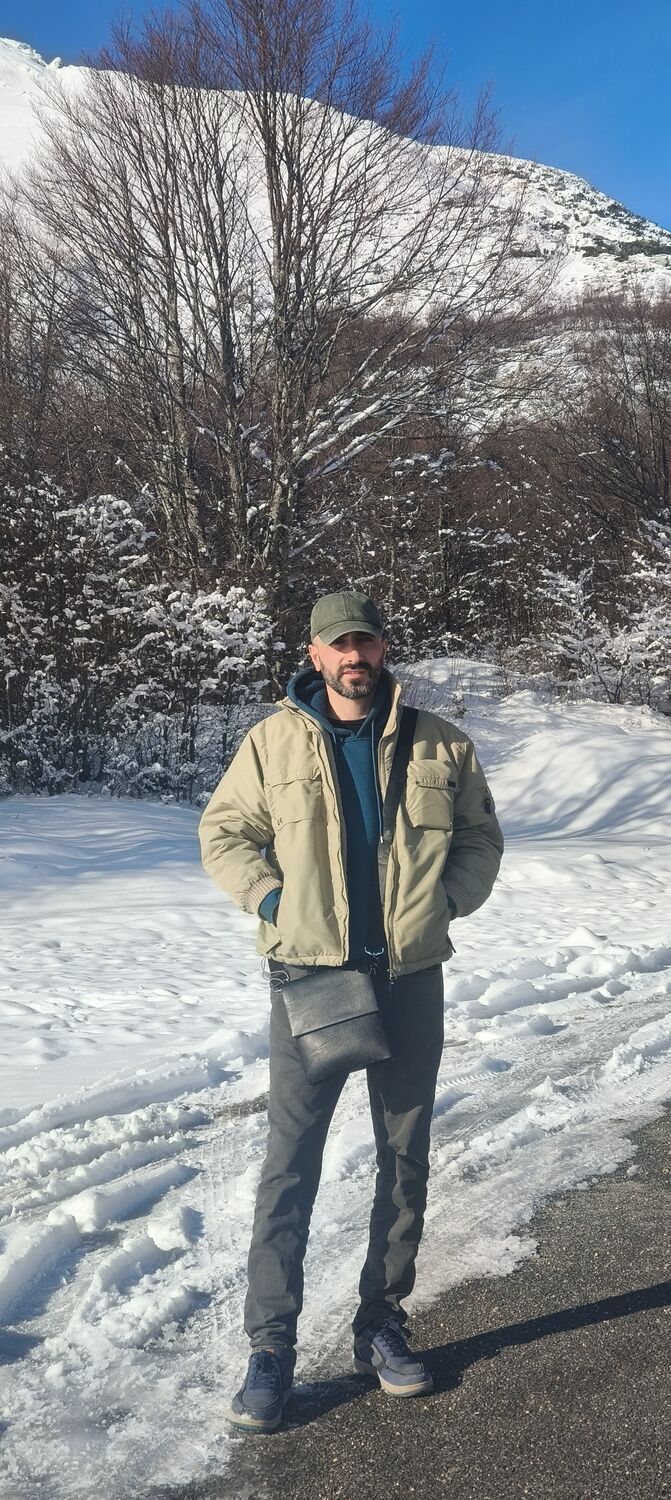  54703360  Faxo, 31 ,    Herceg-Novi