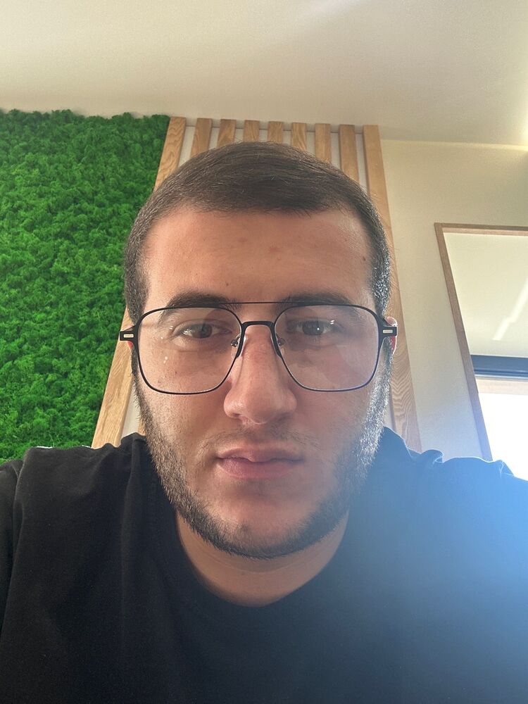  ,   Edgar, 29 ,   ,   