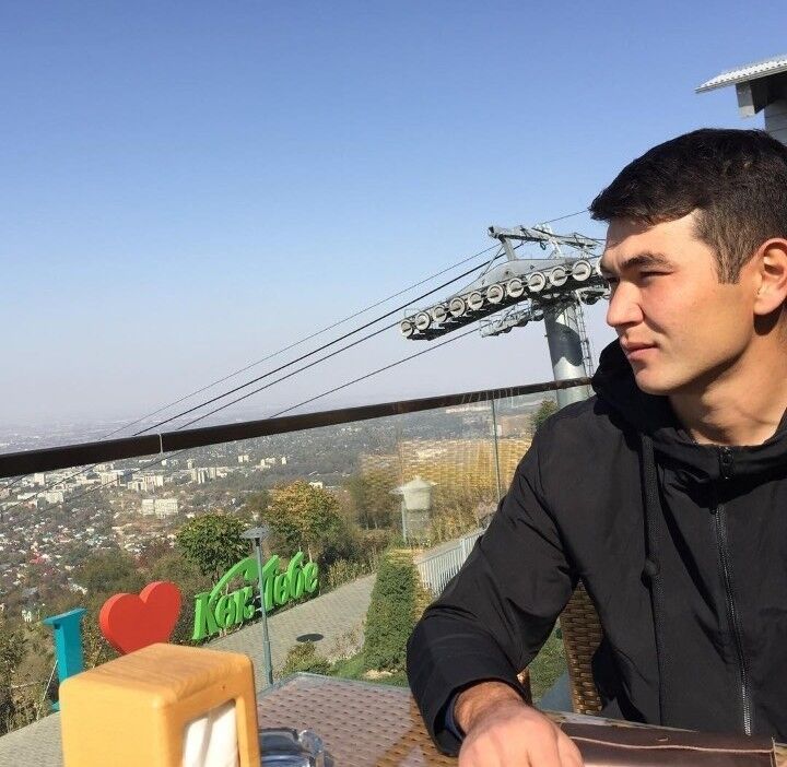  ,   Arman, 34 ,   