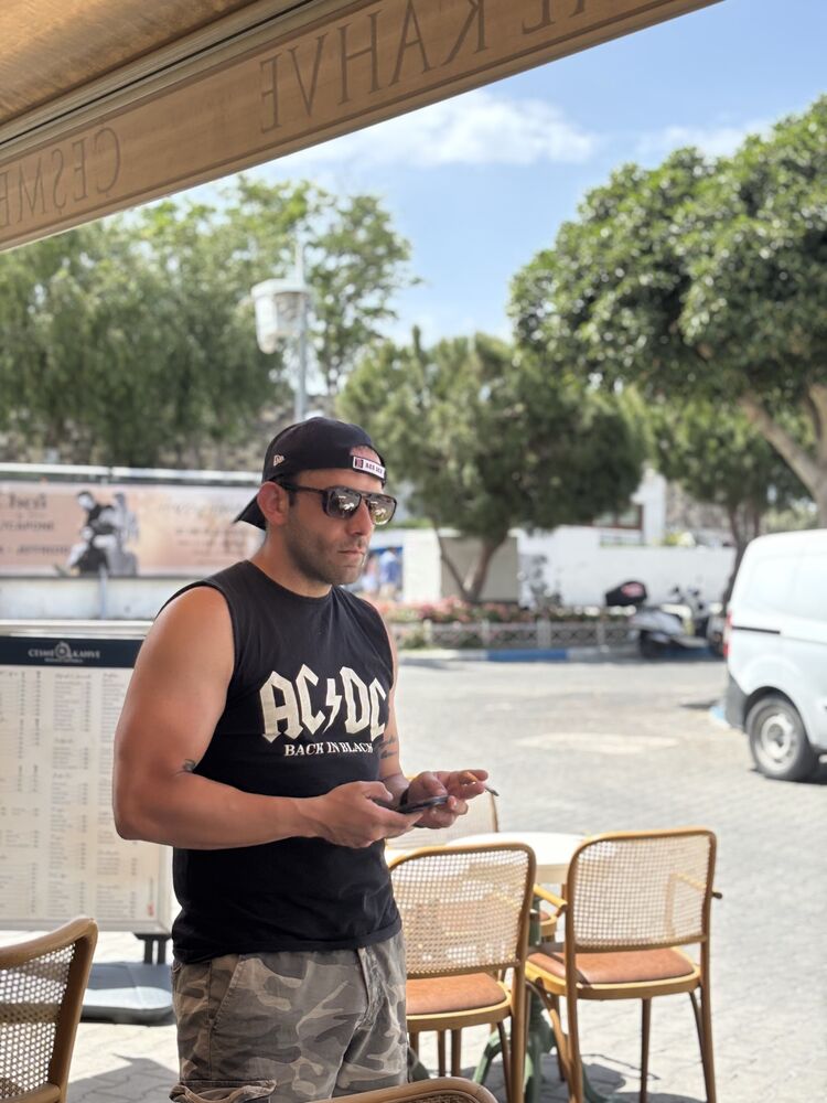 ���������� �������, ���� ������� Burak, 37 ���, ������������ ��� ������, ����� � ���������, ���������