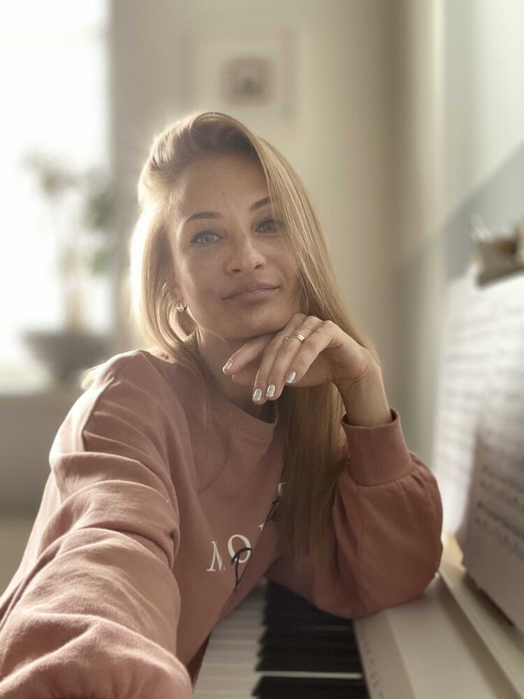  -,   , 27 ,   ,   