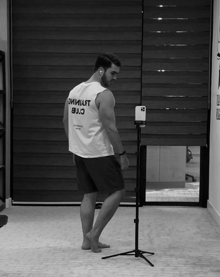  54499270  Samohiddin, 22 ,    