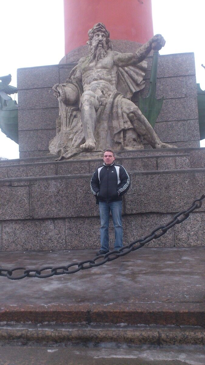  8896570  , 53 ,    -