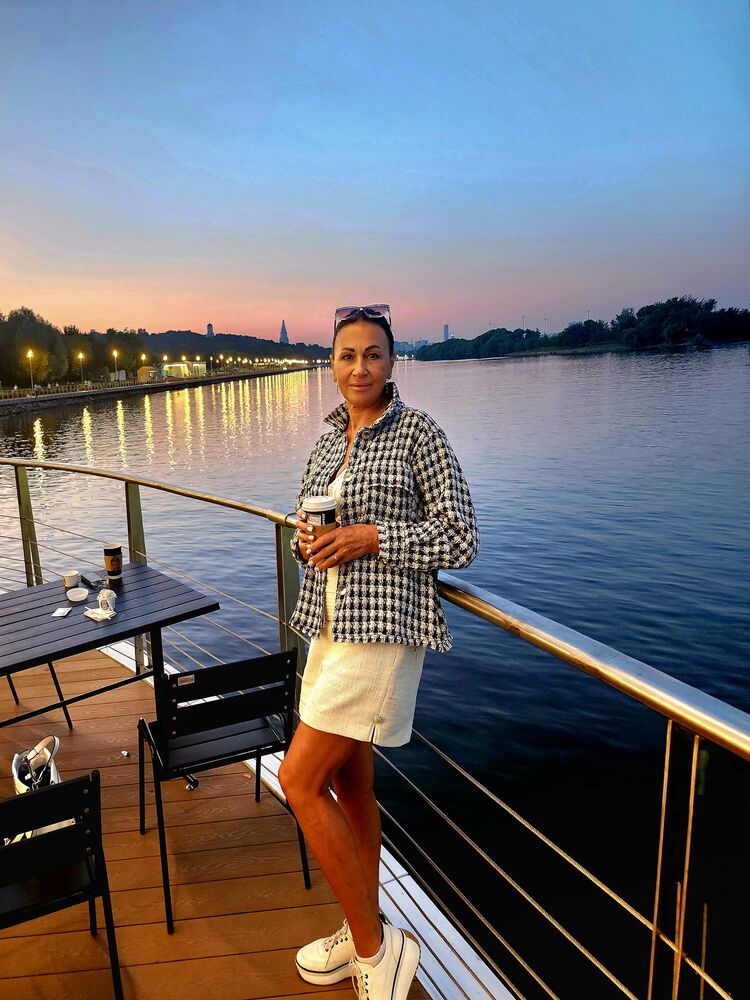 ���������� �����, ���� ������� Mila, 57 ���, ������������ ��� ����� � ���������, c�������� ���������