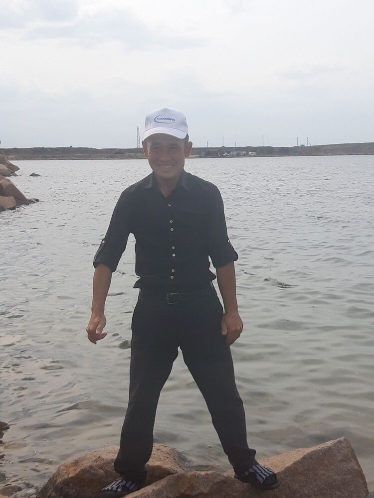  28882600  Zhangeldy, 43 ,    