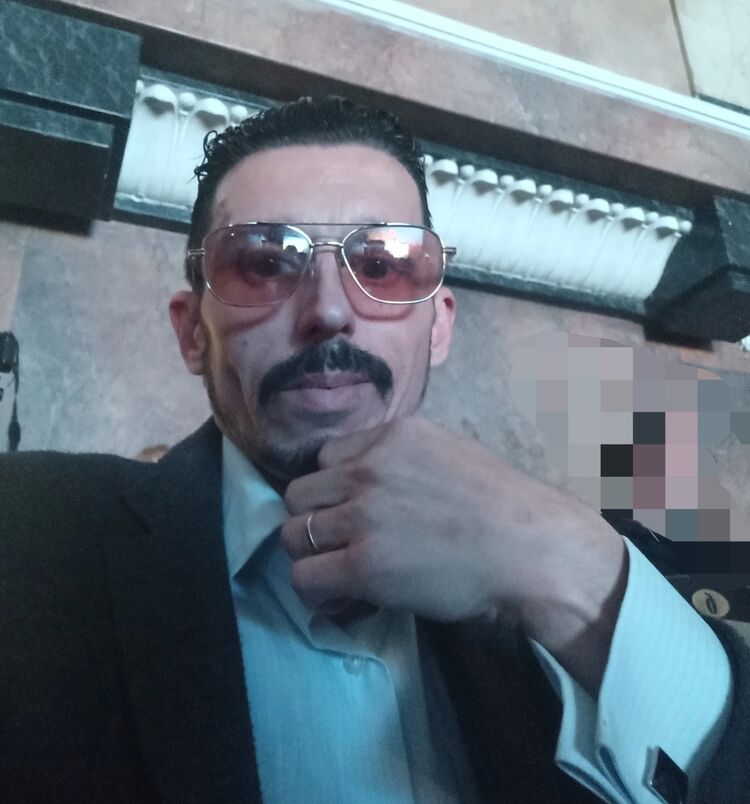  35965810  Vasiliy, 44 ,    