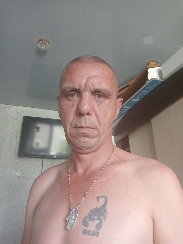  36940310  , 42 ,    -