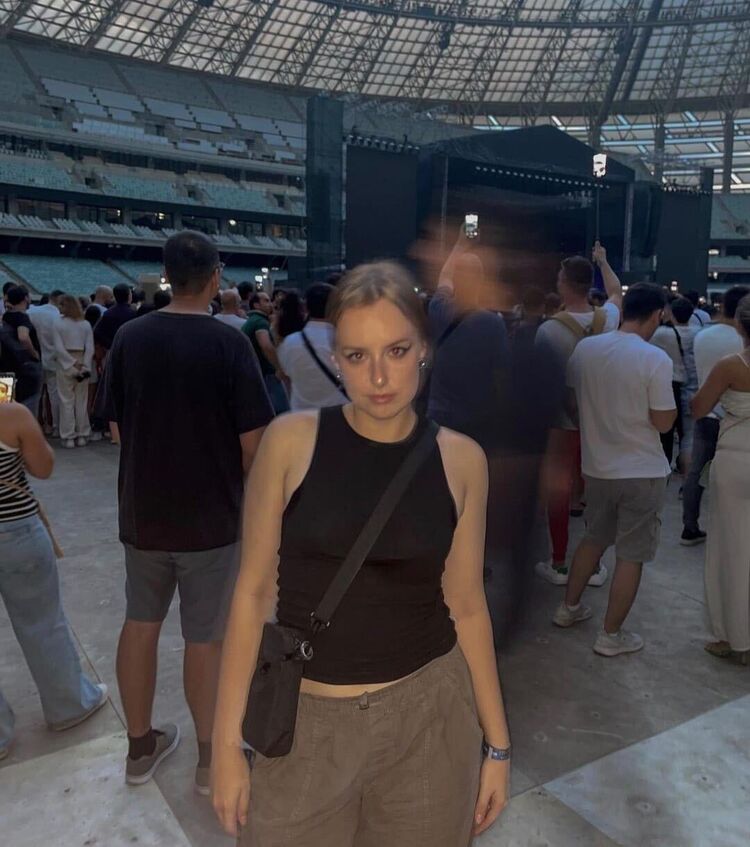  ,   , 25 ,   ,   