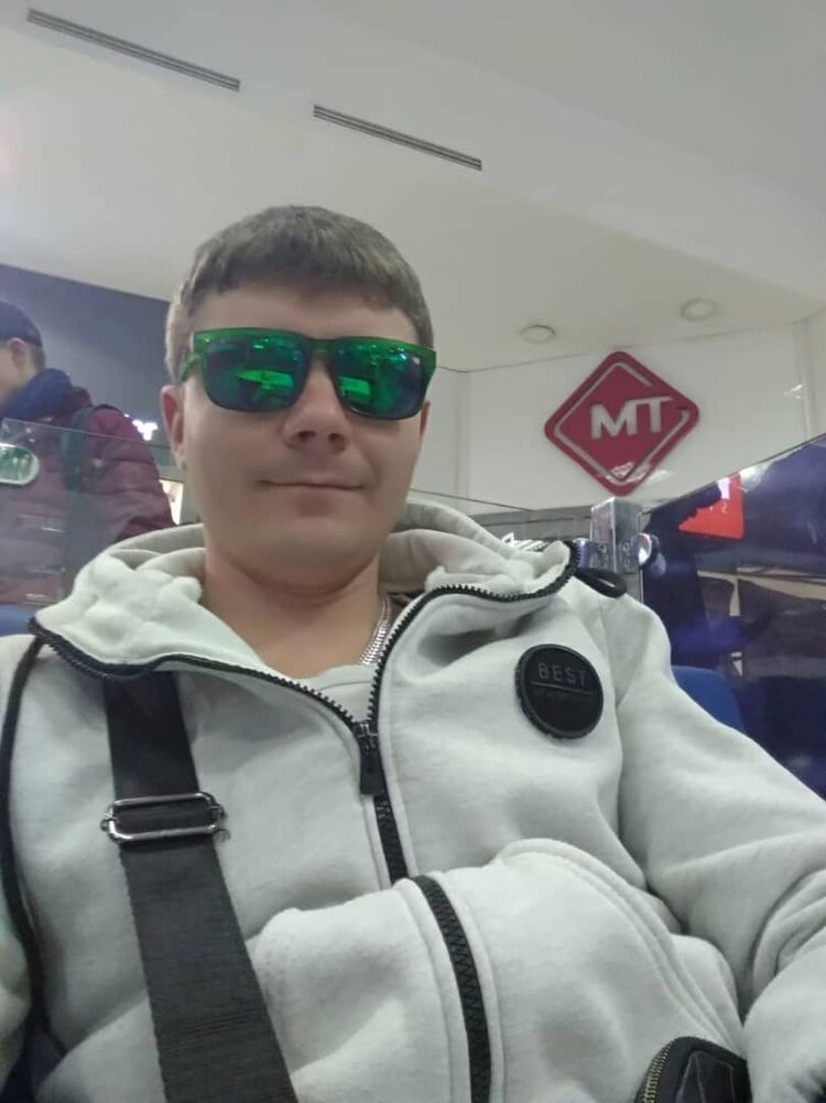  52901810  , 36 ,    
