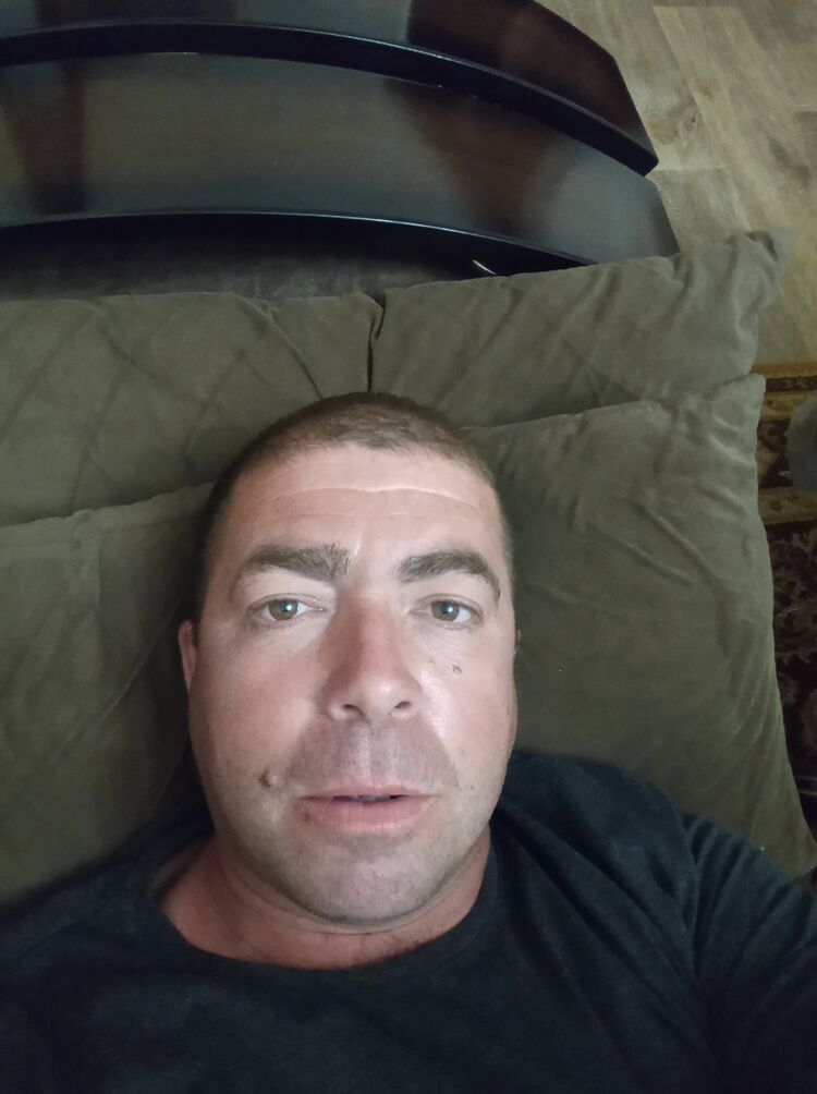  46603850  , 44 ,    