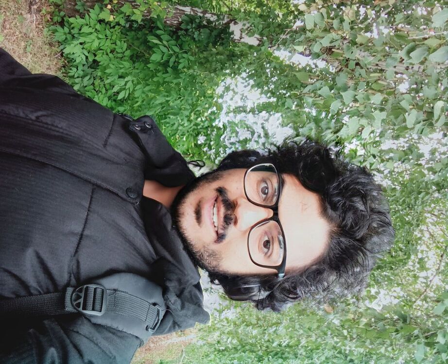  29703980  , 22 ,    