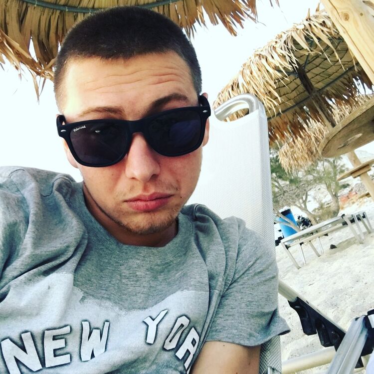  ,   Vanya, 27 ,   ,   , c 