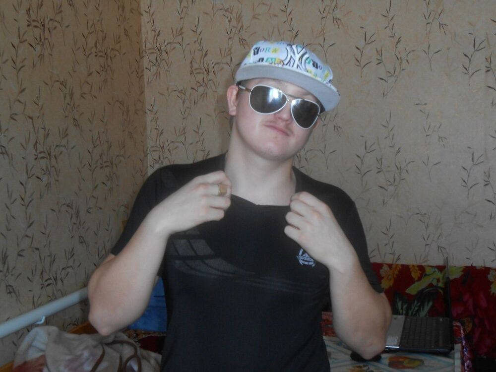  7337580  Kristo, 29 ,    