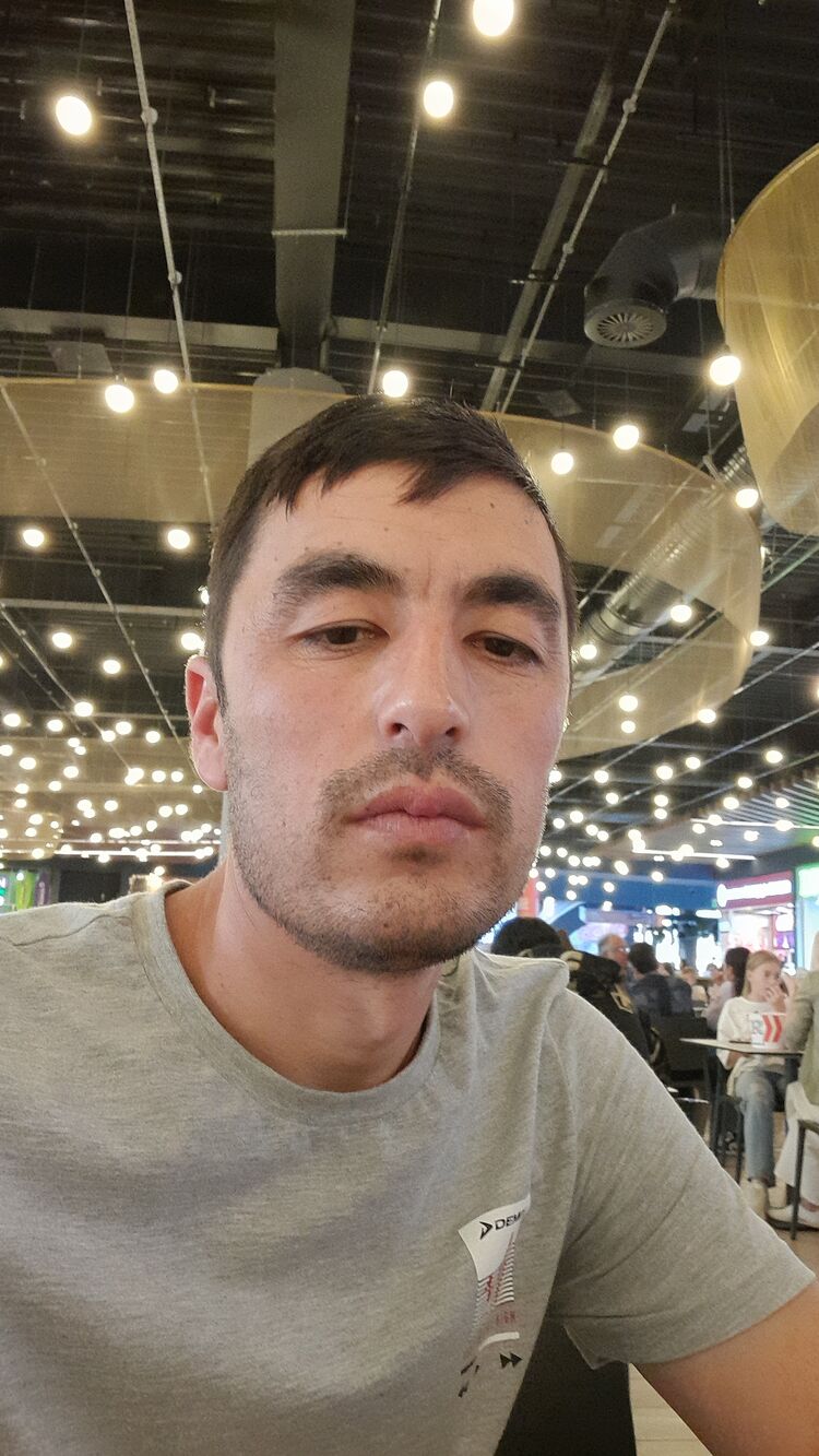  47608790  Xasan, 31 ,    