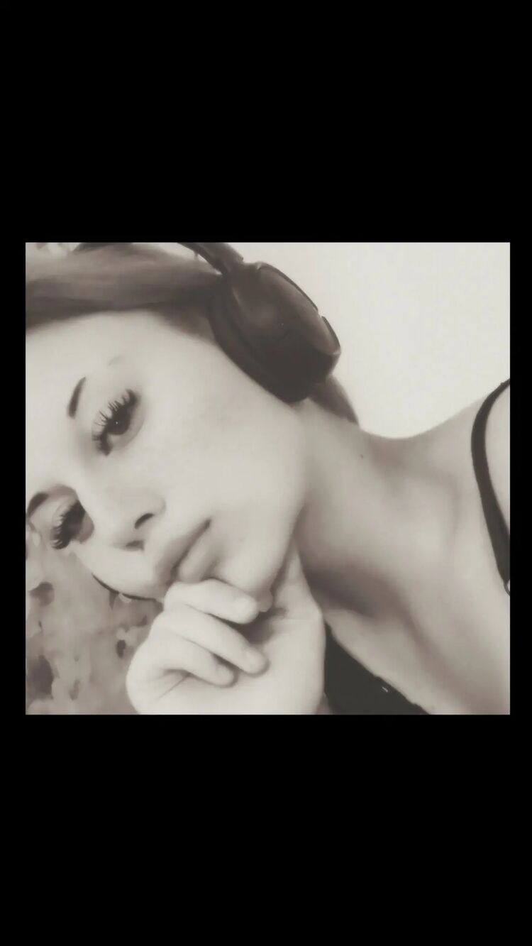  49017580  , 22 ,    