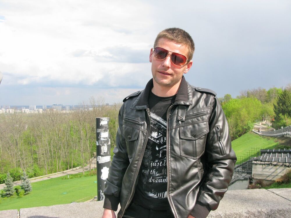  4503180  Potom skajy, 38 ,    