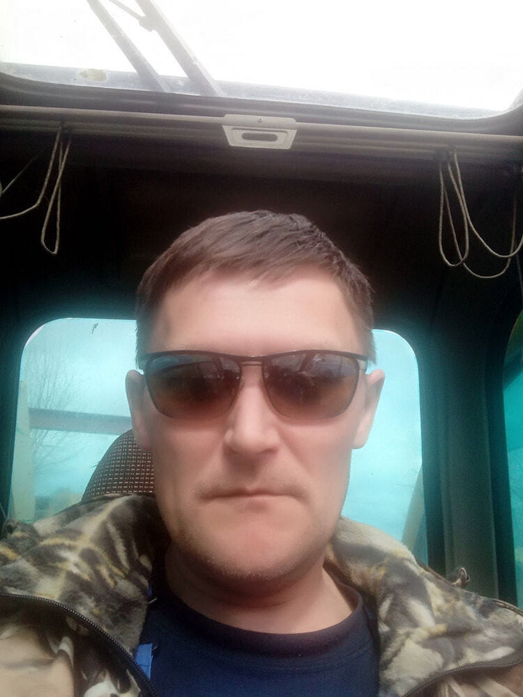  12403680  Vadim, 45 ,    