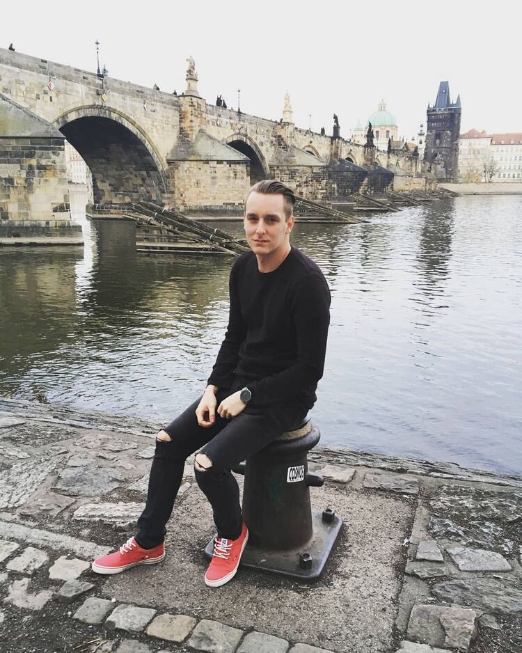 ���� 56195440 ������� ����, 37 ���, ���� ���������� � �������