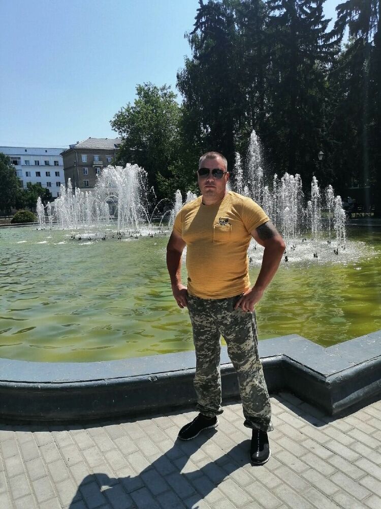 ���� 25347880 ������� UAR, 46 ���, ���� ���������� � ������