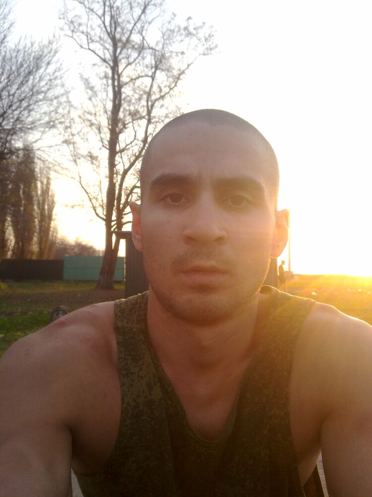  3988700  Vlad, 35 ,    