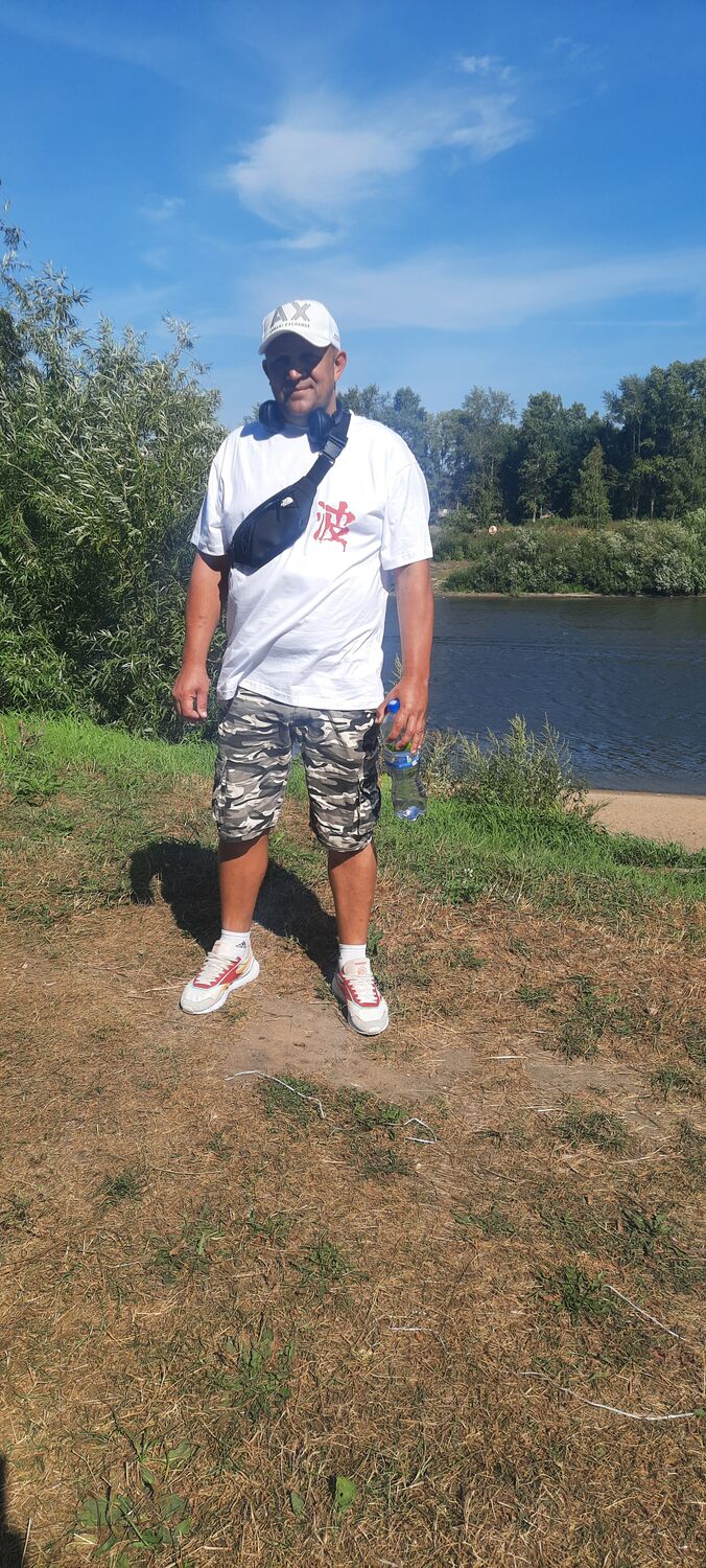  29586800  Misha, 41 ,    