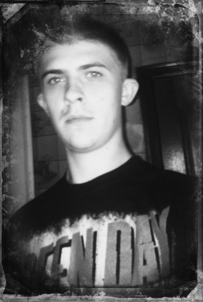  ,   Ruslan, 33 ,   ,   , c 