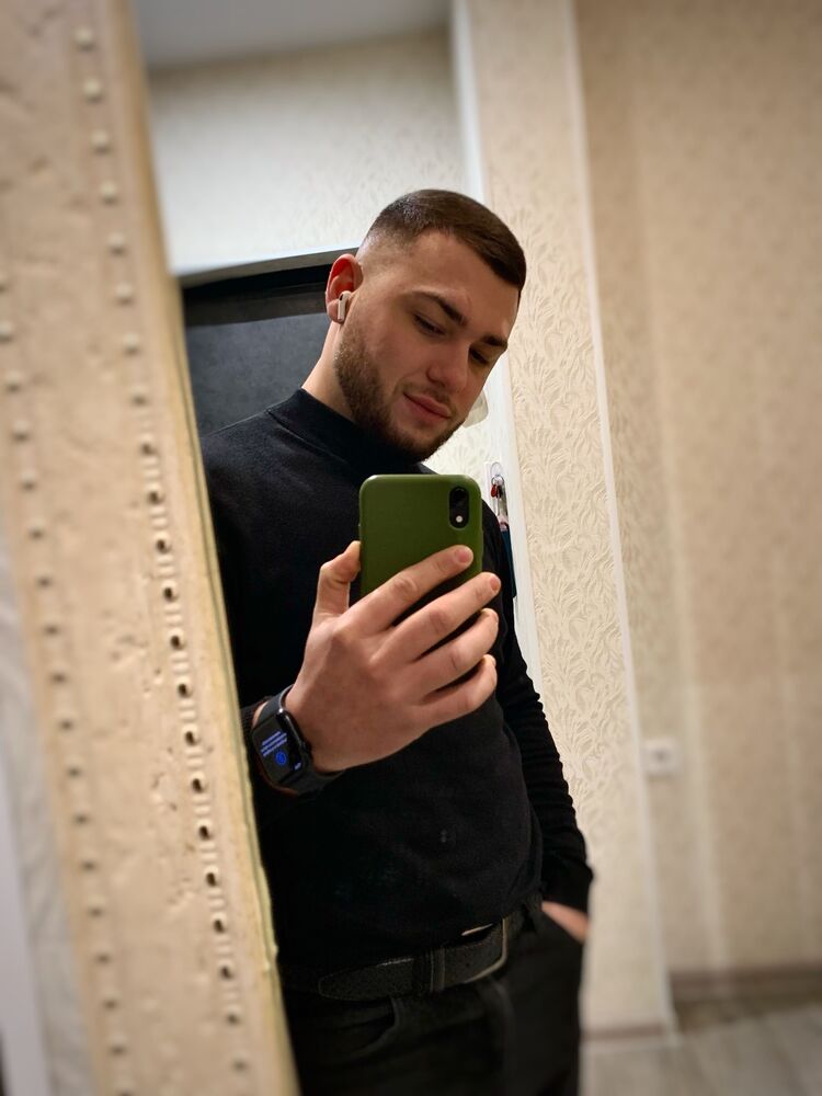  32290390  , 25 ,    