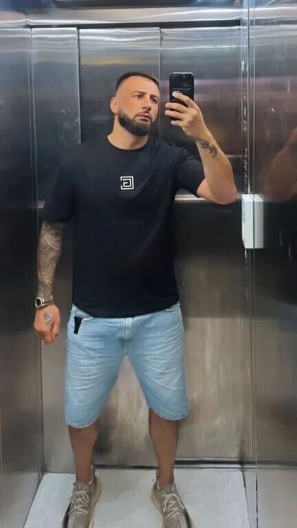  49685480  , 43 ,    