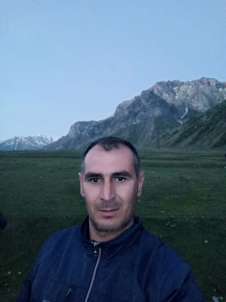  ,   Hovo, 43 ,   ,   