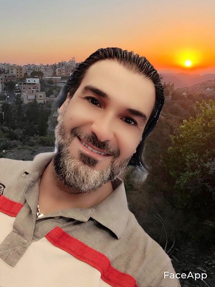  27592420  King, 50 ,    Beirut