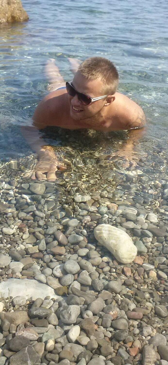  27100140  , 32 ,    -