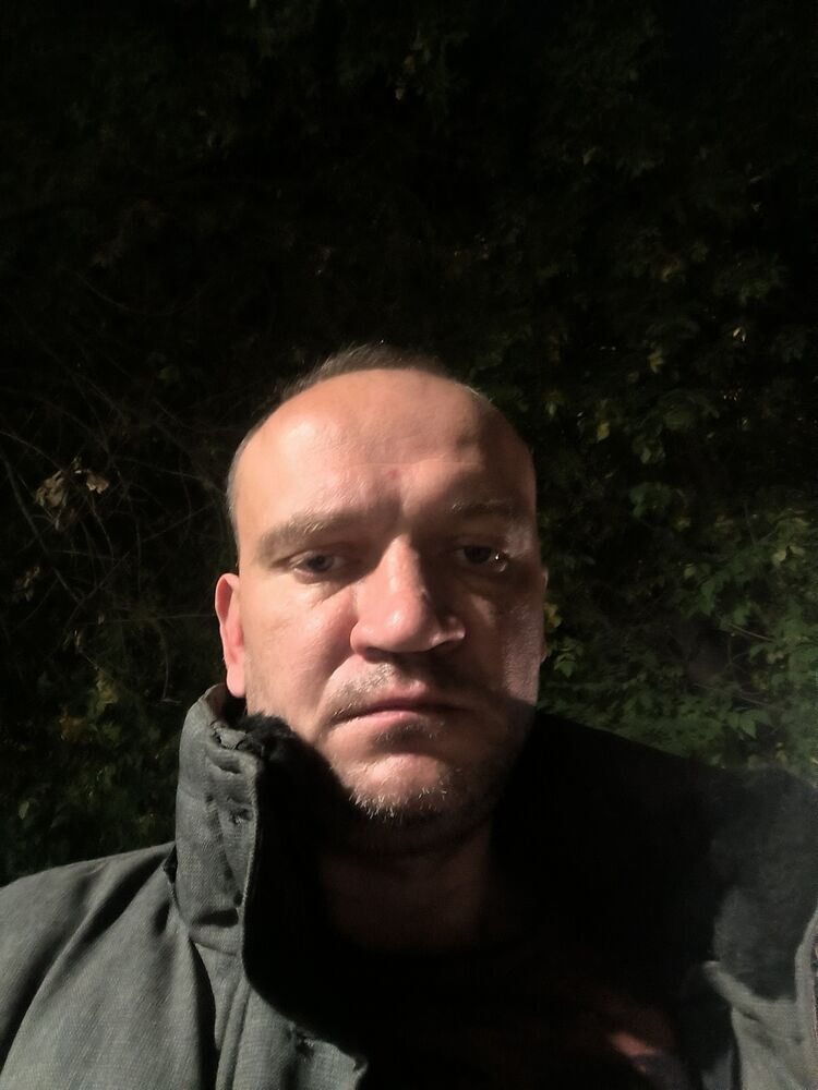  53788430  Andrey, 44 ,    